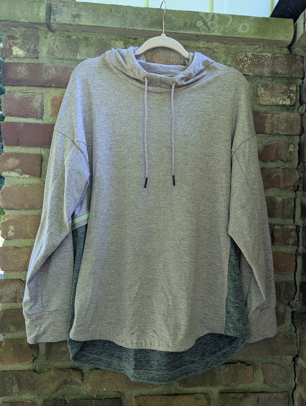 Serene Tangerine Hoodie Women's Size XXL